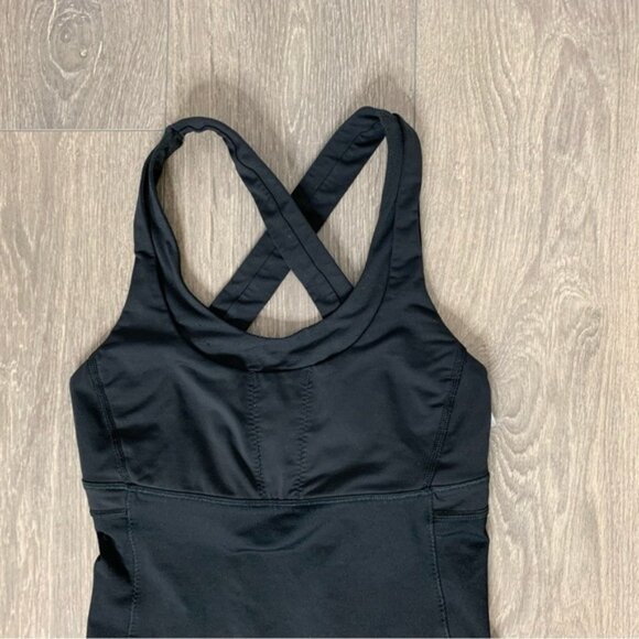 Lululemon Run Stuff Your Bra Tank Top Black Criss Cross back Size 2 - Picture 4 of 10